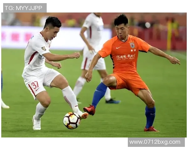 上港对阵山东鲁能精彩比赛录像回顾与分析