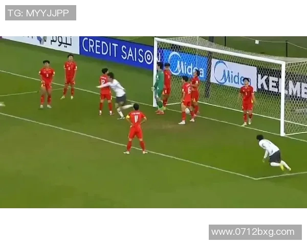 亚运会足球比赛现场直播精彩瞬间全程回顾与分析 亚运会足球比赛现场直播精彩瞬间全程回顾与分析