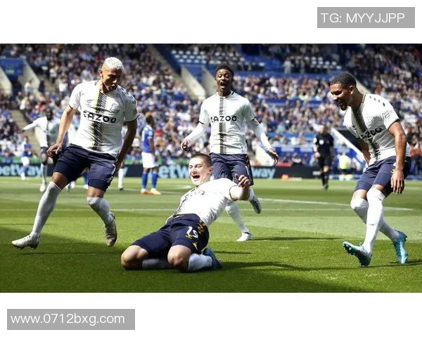 狼队与莱斯特城激战正酣精彩直播全程回顾与分析 狼队与莱斯特城激战正酣精彩直播全程回顾与分析