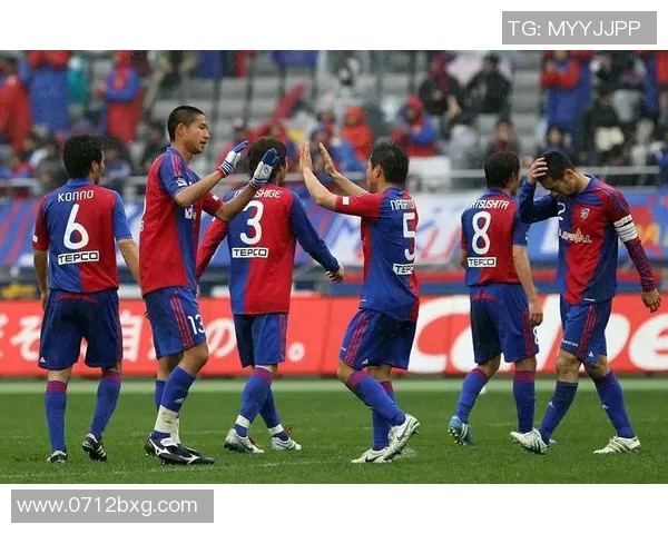 金泽主场迎战琉球双方争夺关键三分展现实力较量 金泽主场迎战琉球双方争夺关键三分展现实力较量